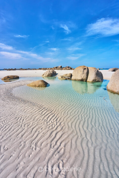sculptures sable plage Kerfissien eau turquoise motifs sable photographie d'art